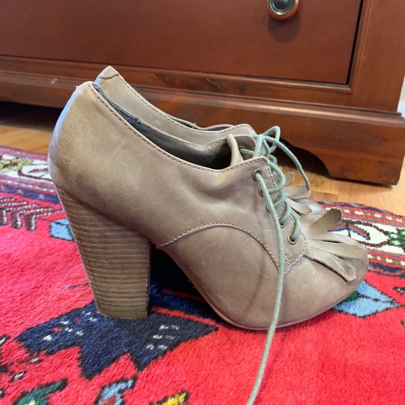 ALDO booties - Picture 2 of 3